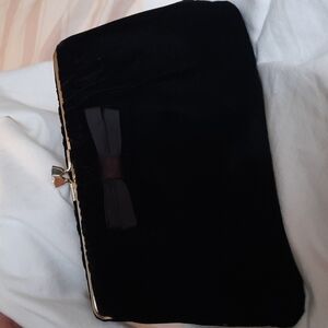 Vintage 1940's 1950's velour black double kiss lock purse